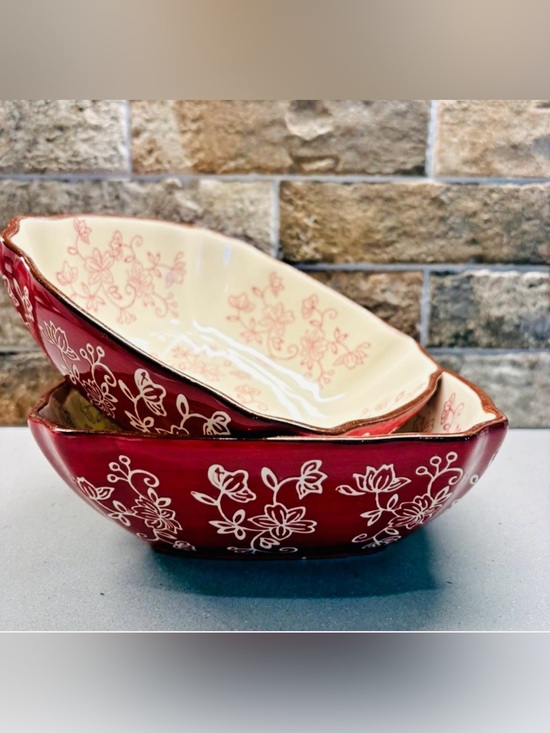 Temp-Tations Other - 2 Tem-tations Presentable by Tara Red Floral Ceramic Serving Bowls -Set